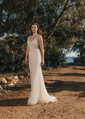 V Neck Ivory Glitter Lace Luxurious Wedding Dress